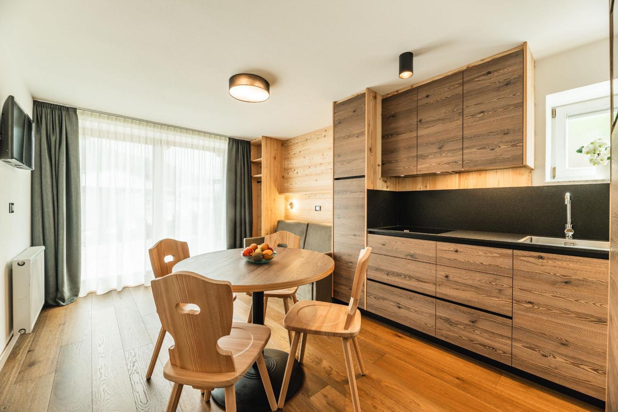 Hotel Daniel Apartments 塞尔瓦迪加尔代纳山谷 外观 照片